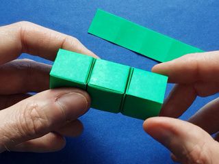 How to join origami cubes